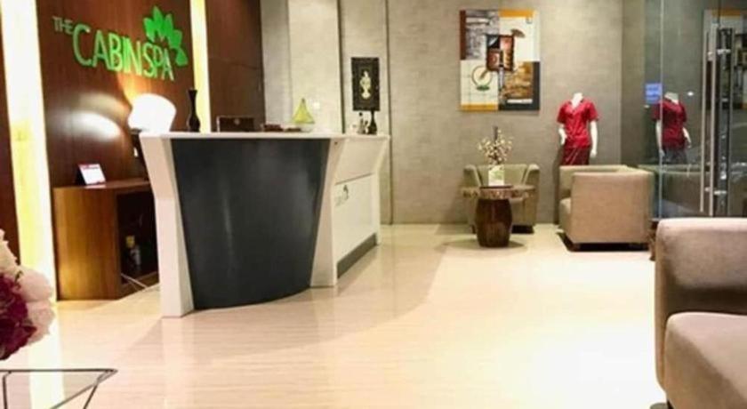 The Crew Hotel Kualanamu International Airport Medan Buitenkant foto